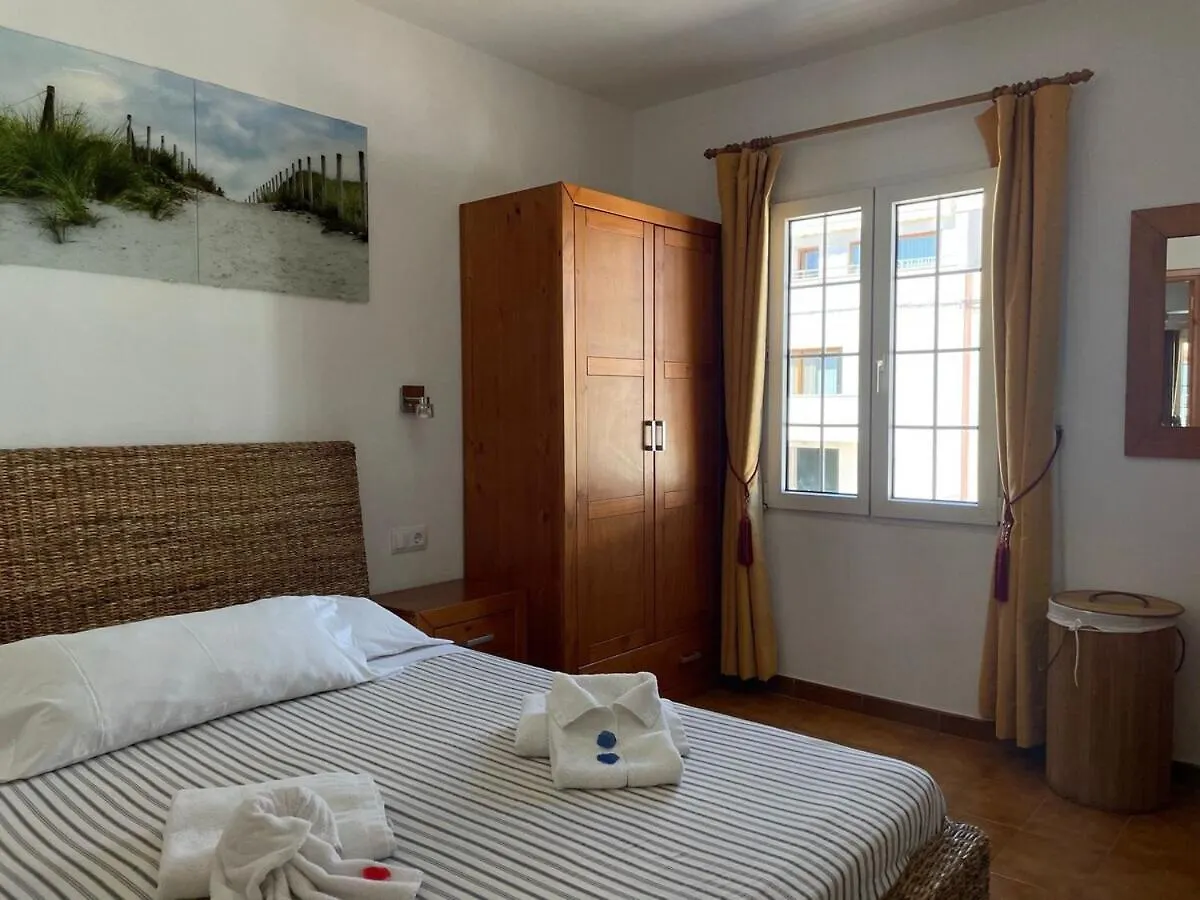 F71. Estupendas Vistas A La Bahia Apartment Fornells