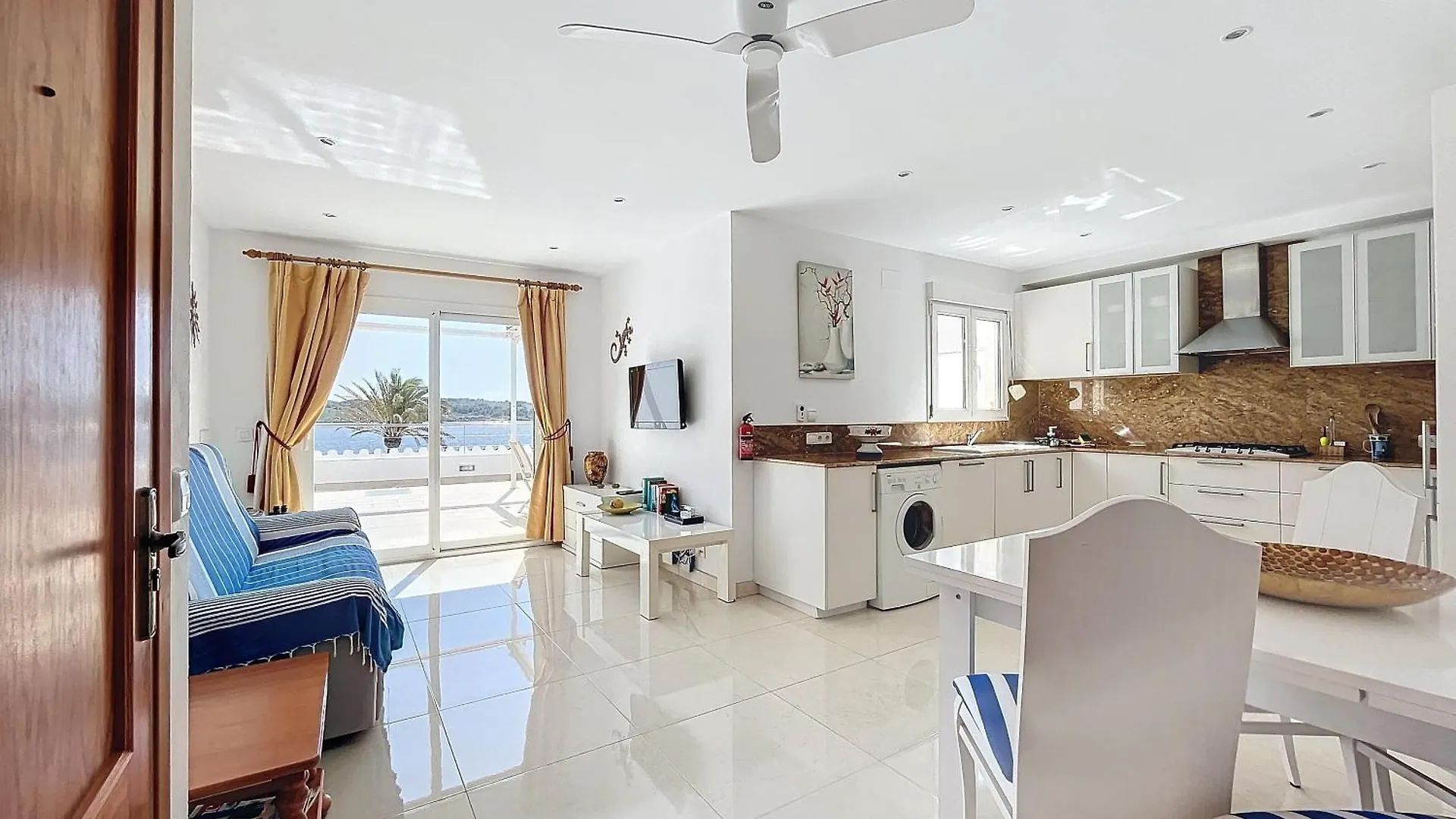F71. Estupendas Vistas A La Bahia Apartment Fornells  0*, Fornells (Menorca) Spain